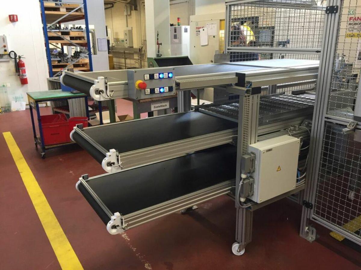 10058 Automatisierung CNC Fräse mit kompletter Roboterzelle